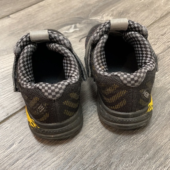 Toddler Disney Cars New Balance Shoes - Picture 3 of 7